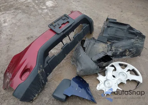 2010 Toyota Matrix z USA, uszkodzony, nr VIN 2T1KU4EE6AC243263